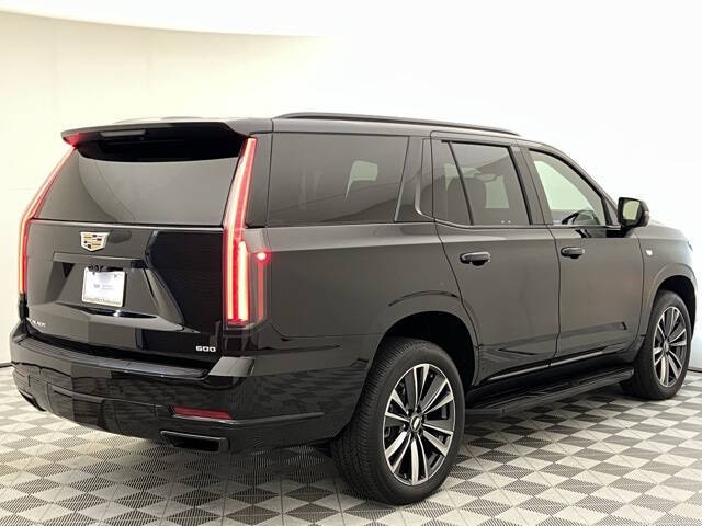 2025 Cadillac Escalade Sport