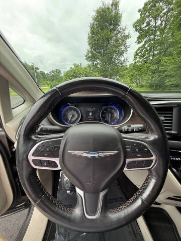 2019 Chrysler Pacifica Touring L