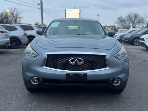 2017 Infiniti QX70