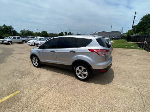 2014 Ford Escape S