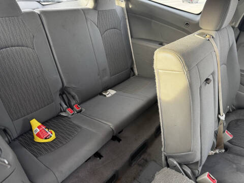 2017 Chevrolet Traverse LS