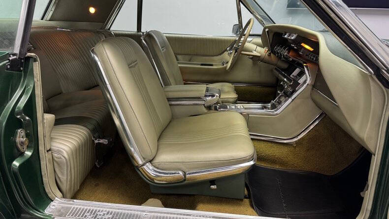 1965 Ford Thunderbird