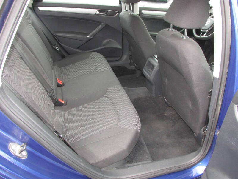 2016 Volkswagen Passat 1.8T S