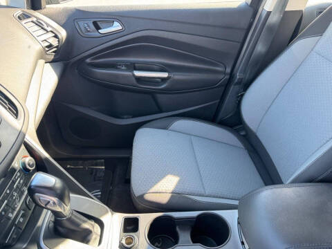 2017 Ford C-MAX Hybrid SE