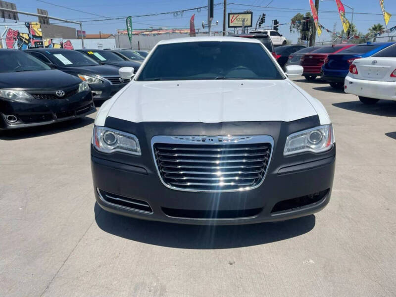 2014 Chrysler 300