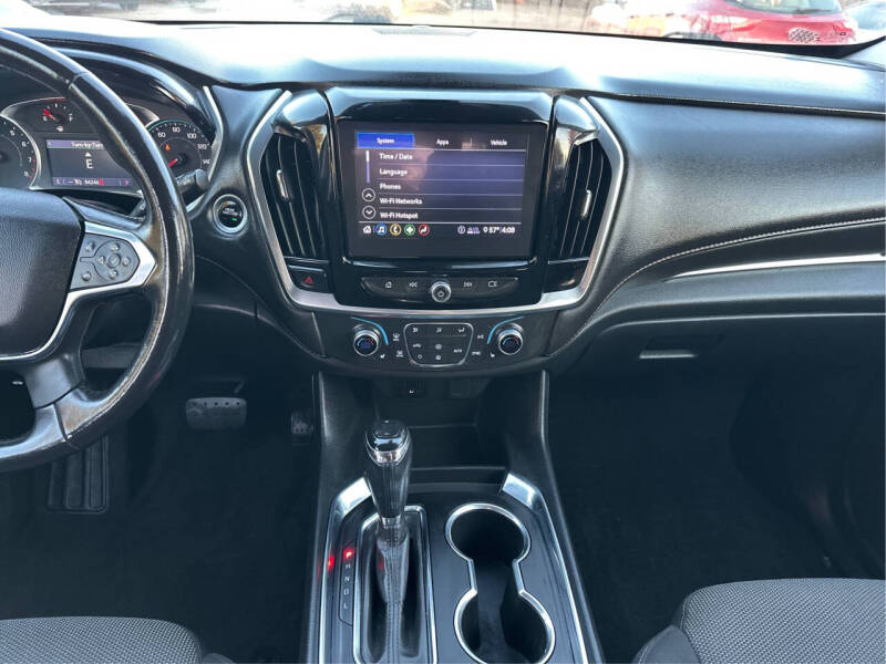 2020 Chevrolet Traverse LT Cloth