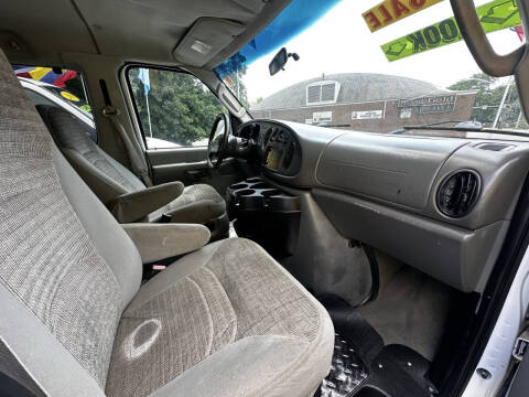 2008 Ford E-Series E-350 SD XLT