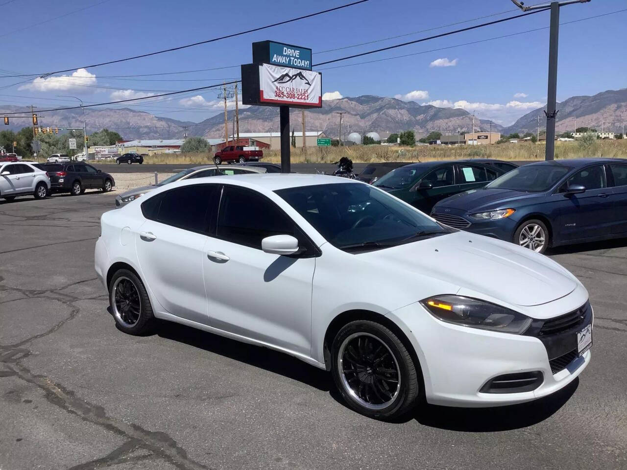 White 2016 Dodge Dart SE SE 4dr Sedan 1