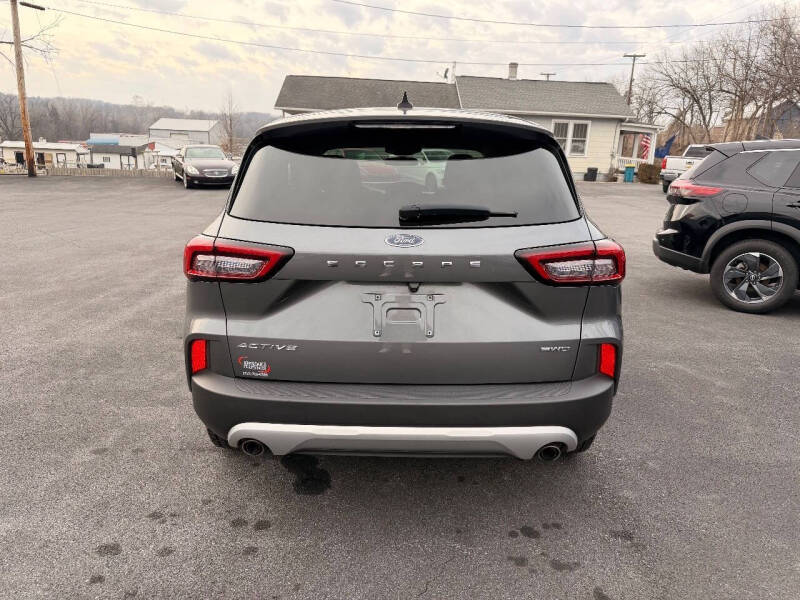 2024 Ford Escape Active