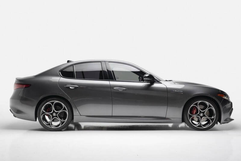 2022 Alfa Romeo Giulia Veloce