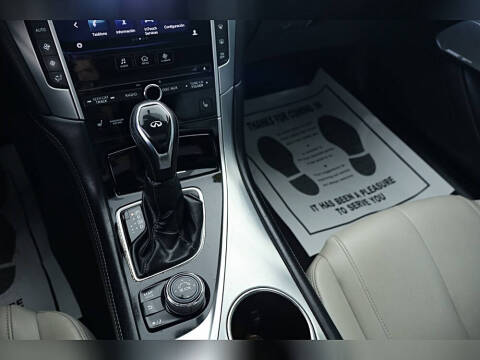 2017 Infiniti Q60 3.0T Sport