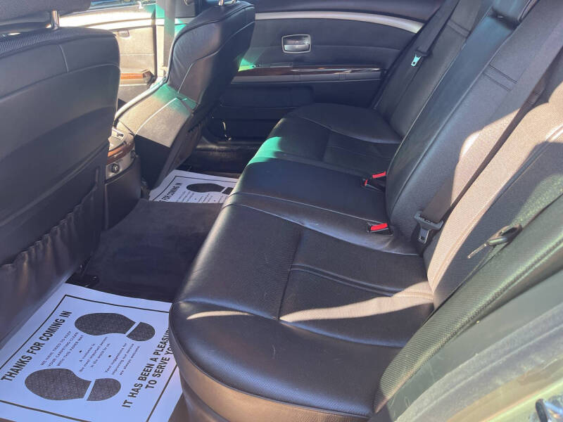 2005 BMW 7 Series 745Li