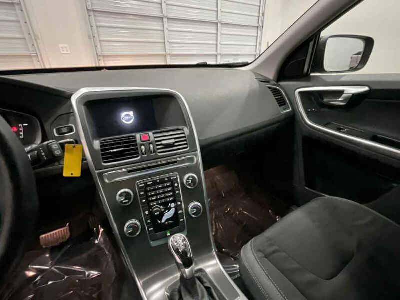 2015 Volvo XC60 T5 Drive-E