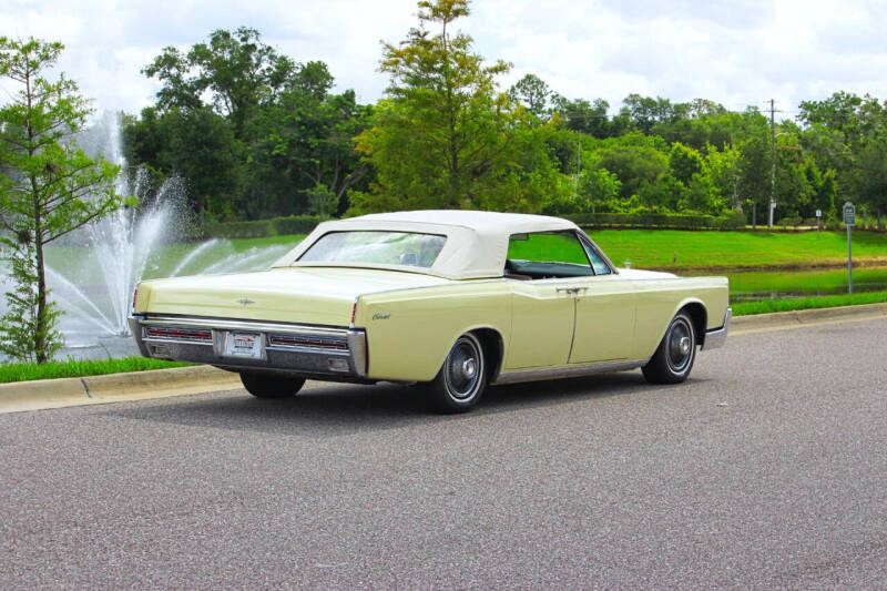 1967 Lincoln Continental