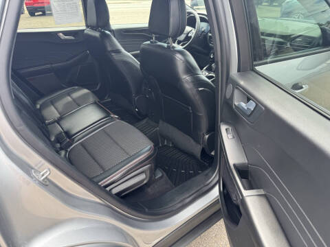 2023 Ford Escape ST-Line Select