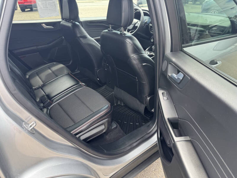 2023 Ford Escape ST-Line Select