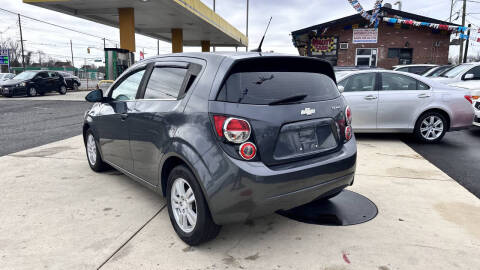 2013 Chevrolet Sonic LT Auto