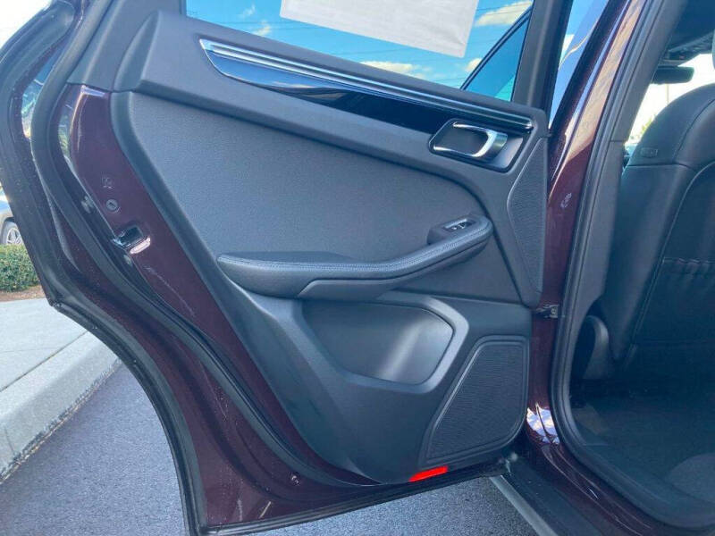 2024 Porsche Macan