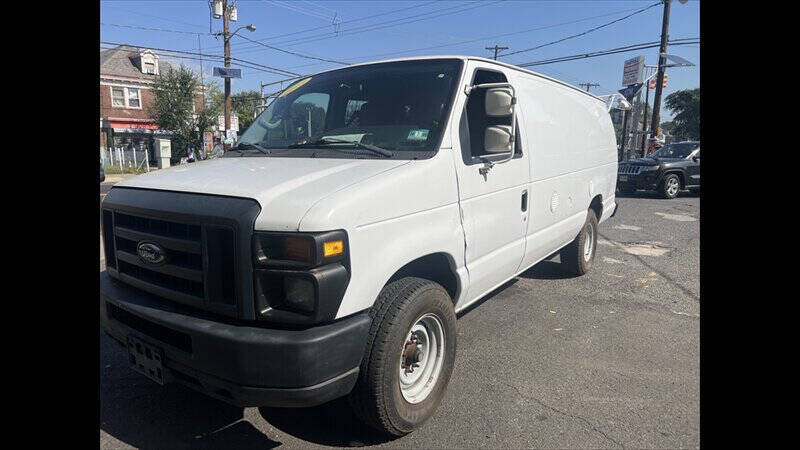 2013 Ford E-Series E-350 SD