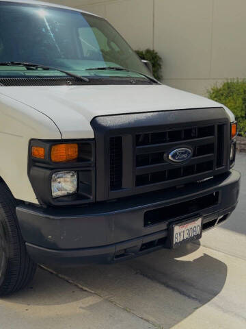 2011 Ford E-Series E-150