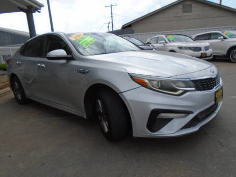 2020 Kia Optima LX
