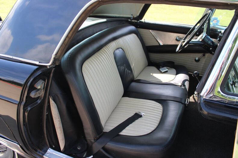 1956 Ford Thunderbird