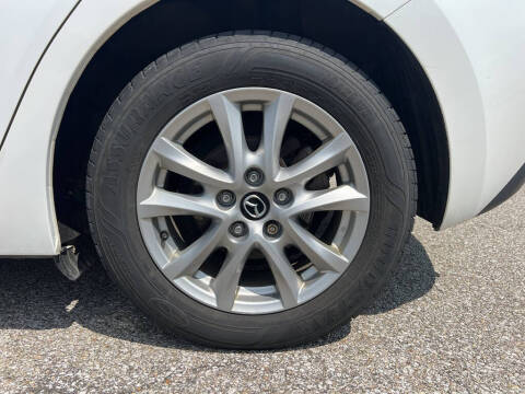 2016 Mazda MAZDA3 i Touring