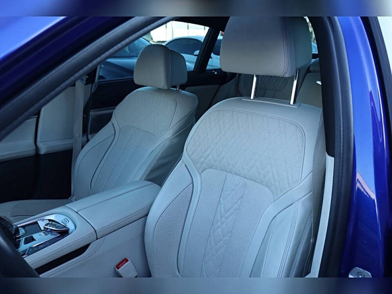 2018 BMW 7 Series 750i