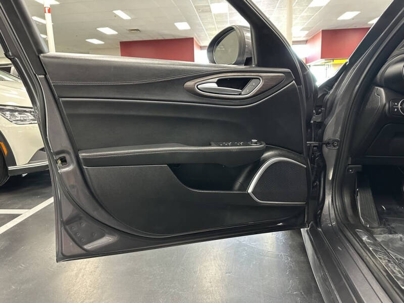 2018 Alfa Romeo Giulia Ti