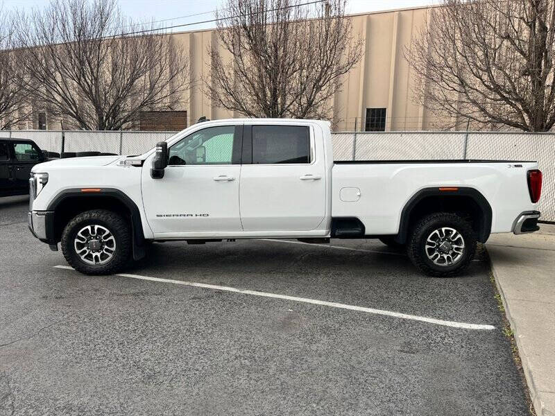 2024 GMC Sierra 3500HD