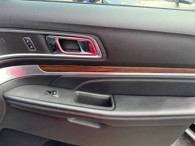 2017 Ford Explorer Limited