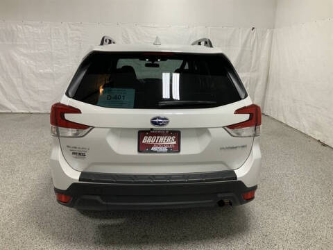 2022 Subaru Forester Premium