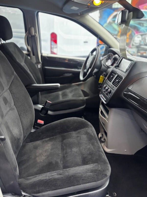 2019 Dodge Grand Caravan SE