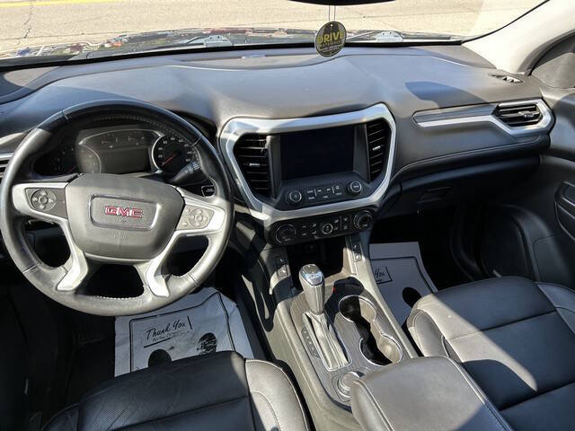 2017 GMC Acadia SLT-1