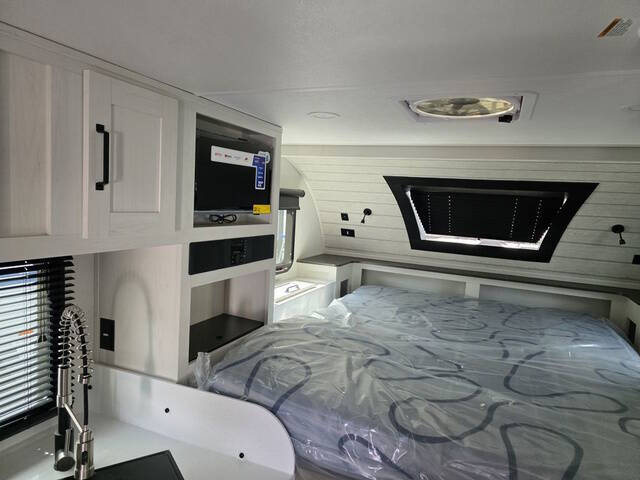 2026 Palomino BACKPACK HS2910