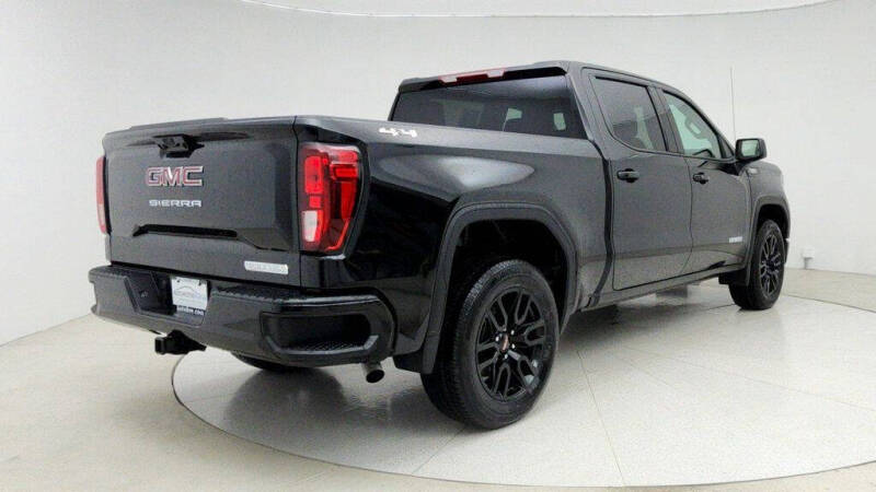 2025 GMC Sierra 1500 Elevation Standard