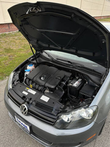 2014 Volkswagen Golf 2.5L PZEV