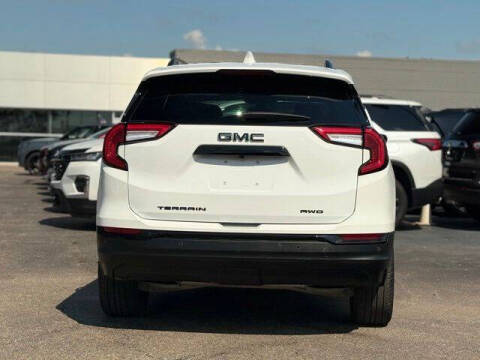 2024 GMC Terrain SLE