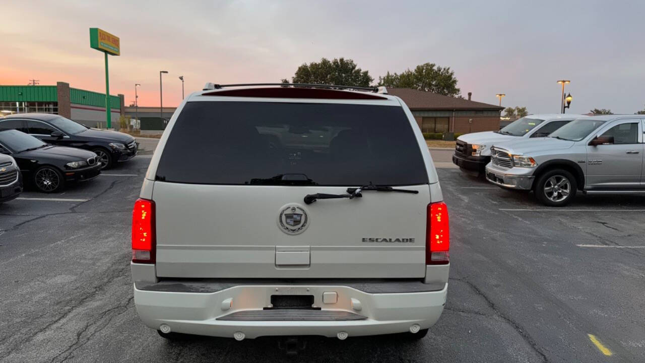 2005 Cadillac Escalade for sale at CROWN AUTOPLEX LLC in Saint Charles, MO