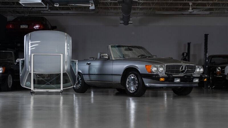 1988 Mercedes-Benz 560-Class 560 SL