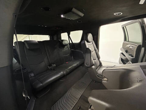 2017 Cadillac Escalade ESV Platinum