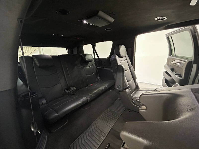 2017 Cadillac Escalade ESV Platinum