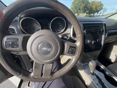 2011 Jeep Grand Cherokee Laredo