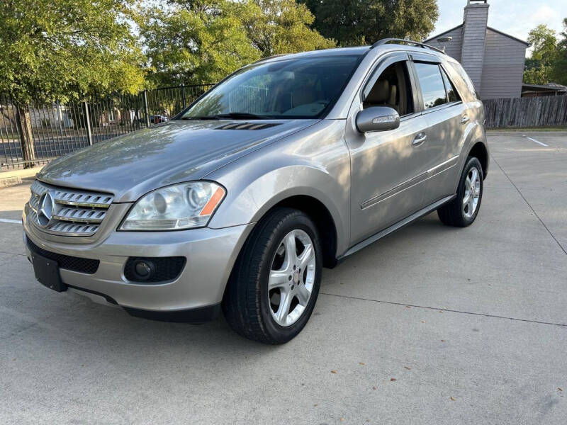 2008 Mercedes-Benz M-Class ML320 photo 2