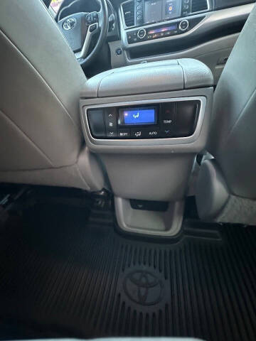 2019 Toyota Highlander XLE