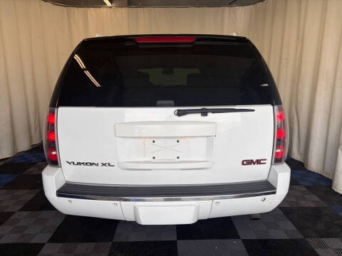 2007 GMC Yukon XL Denali