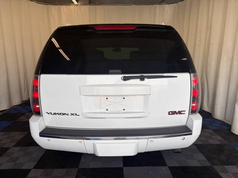 2007 GMC Yukon XL Denali