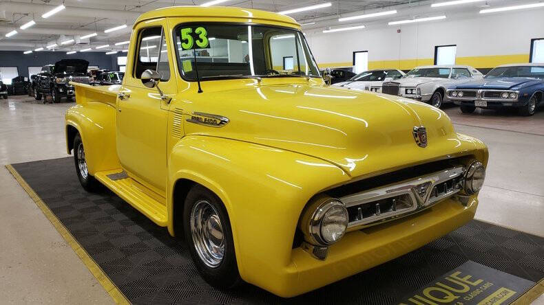 1953 Ford F-100
