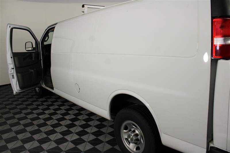 2023 Chevrolet Express 2500