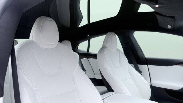 2023 Tesla Model S Standard Range